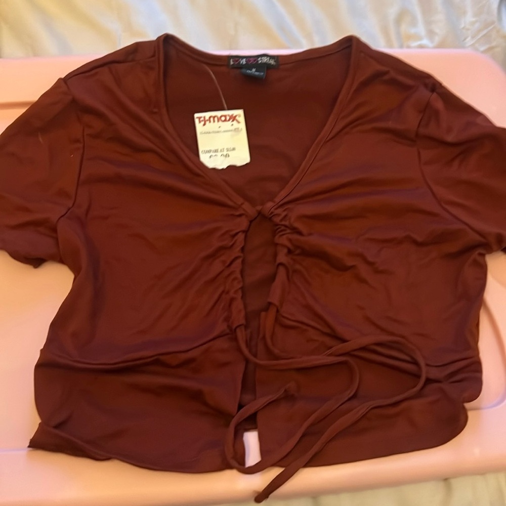 Crop top